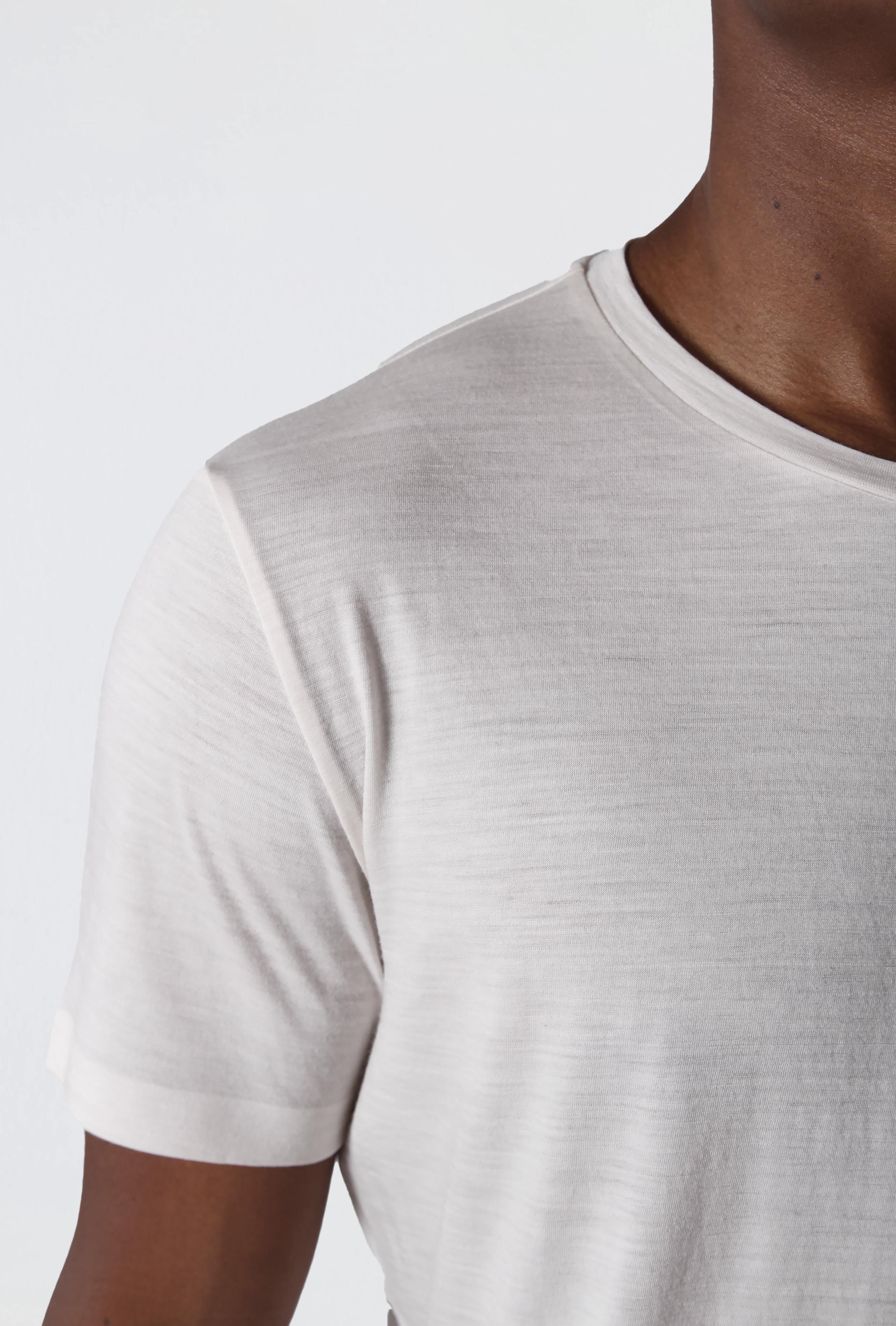 #color_subtle white