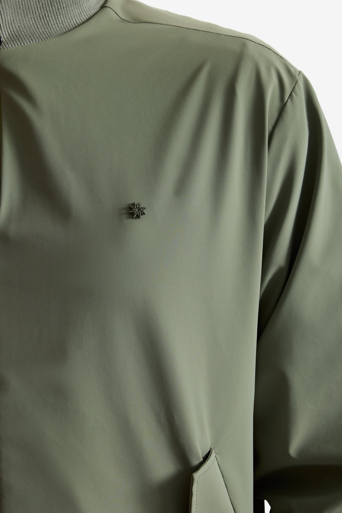 LIGHT BOMBER JACKET