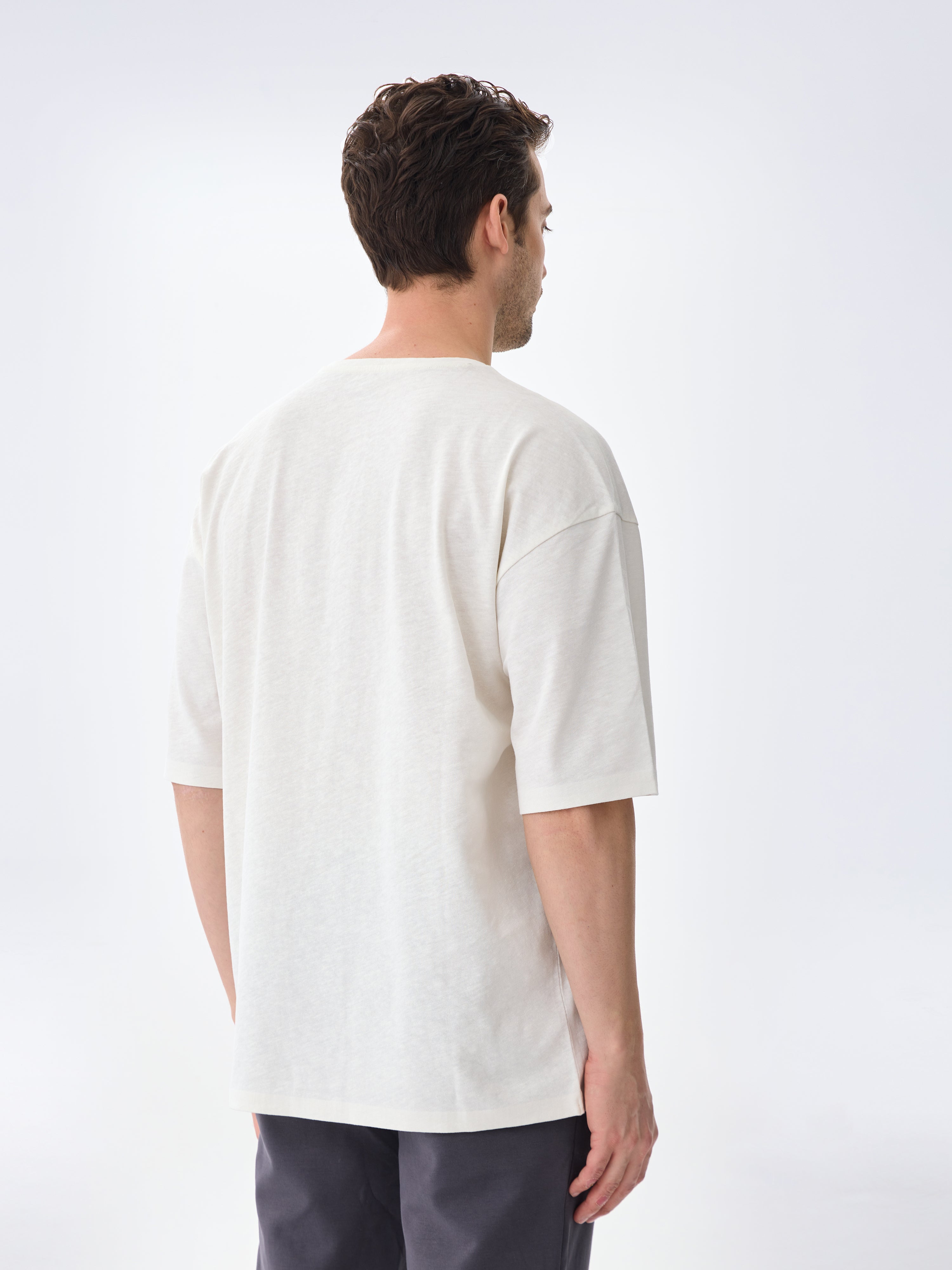 #color_subtle white