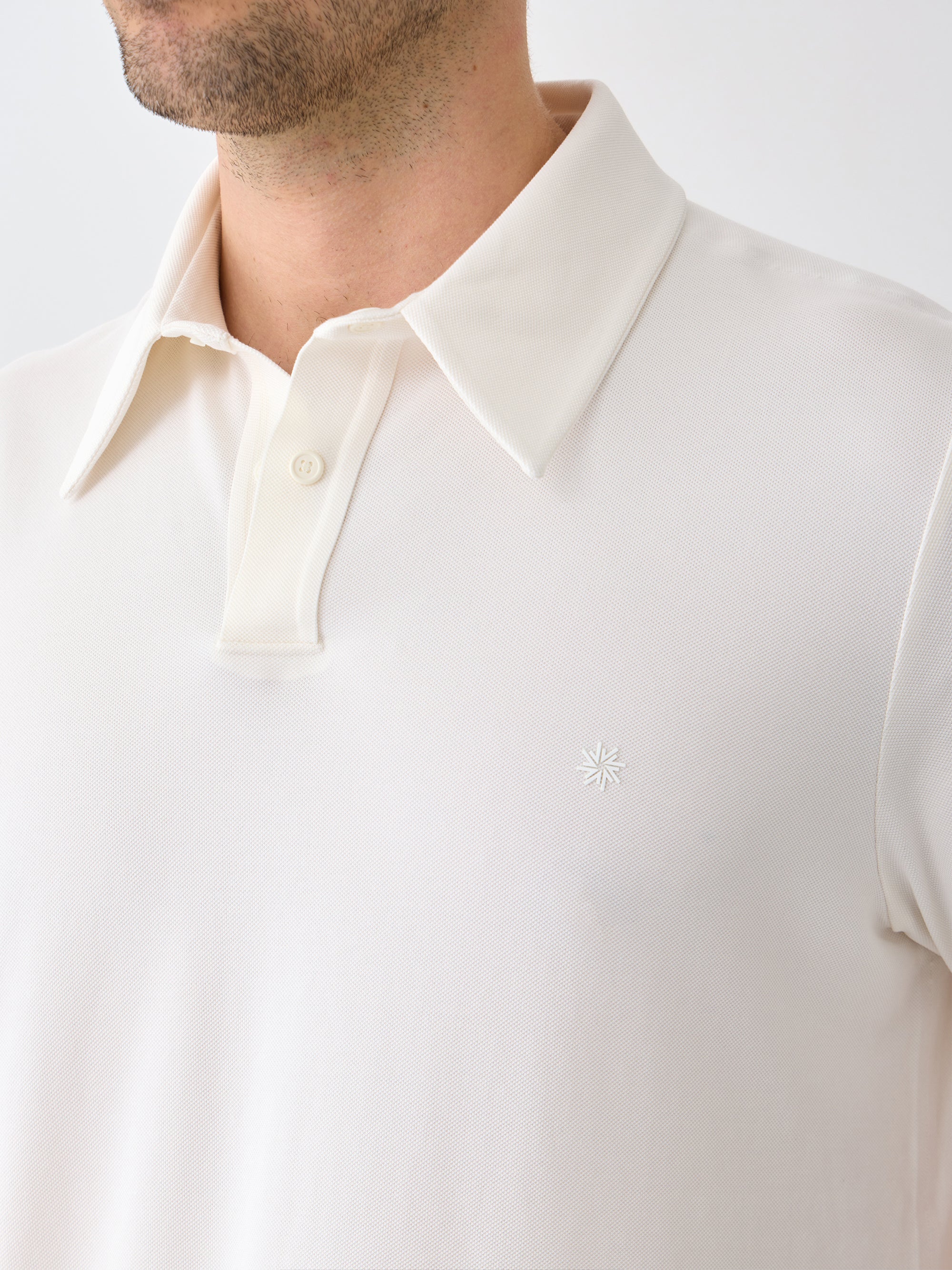 #color_subtle white