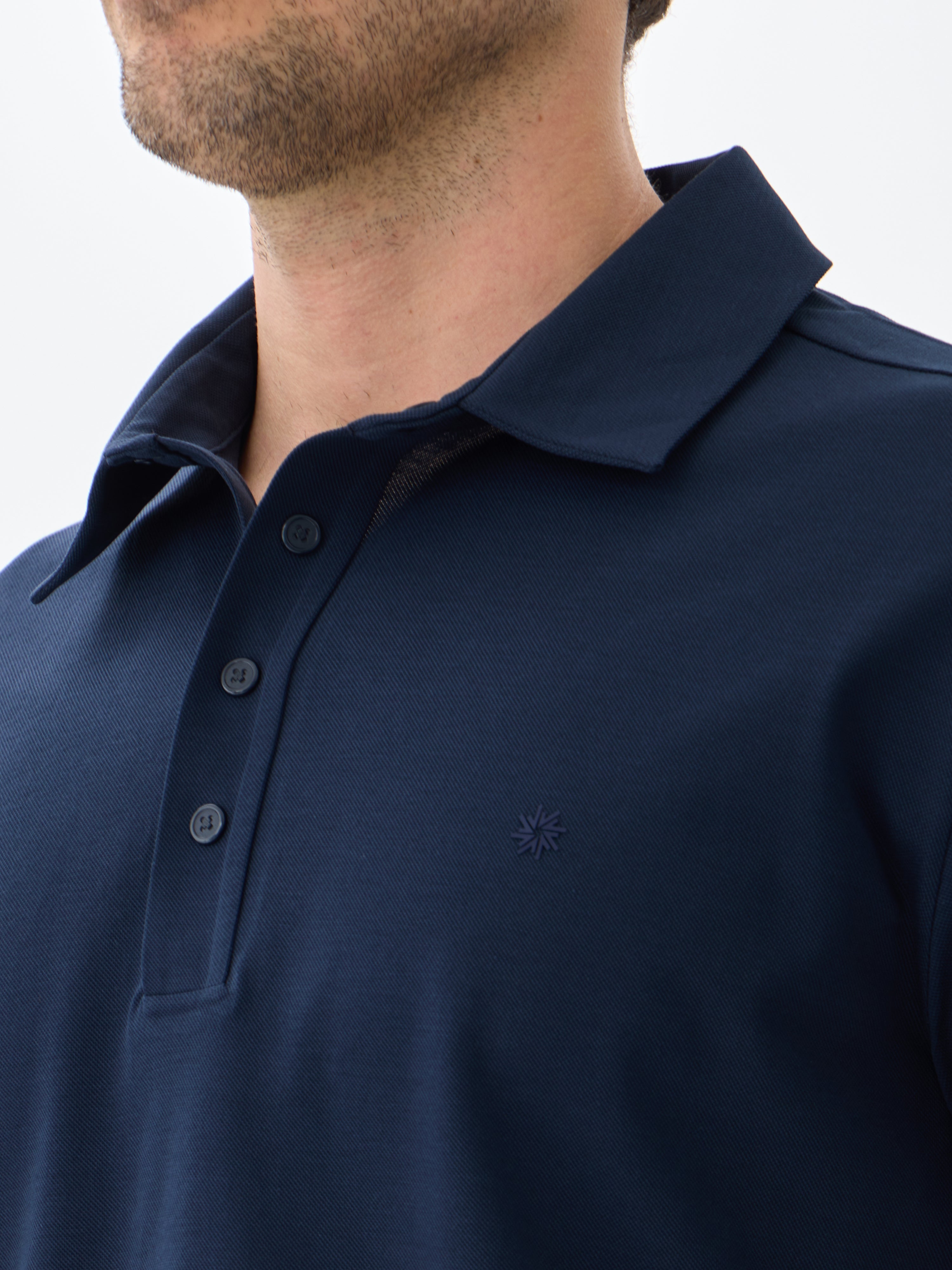 #color_navy