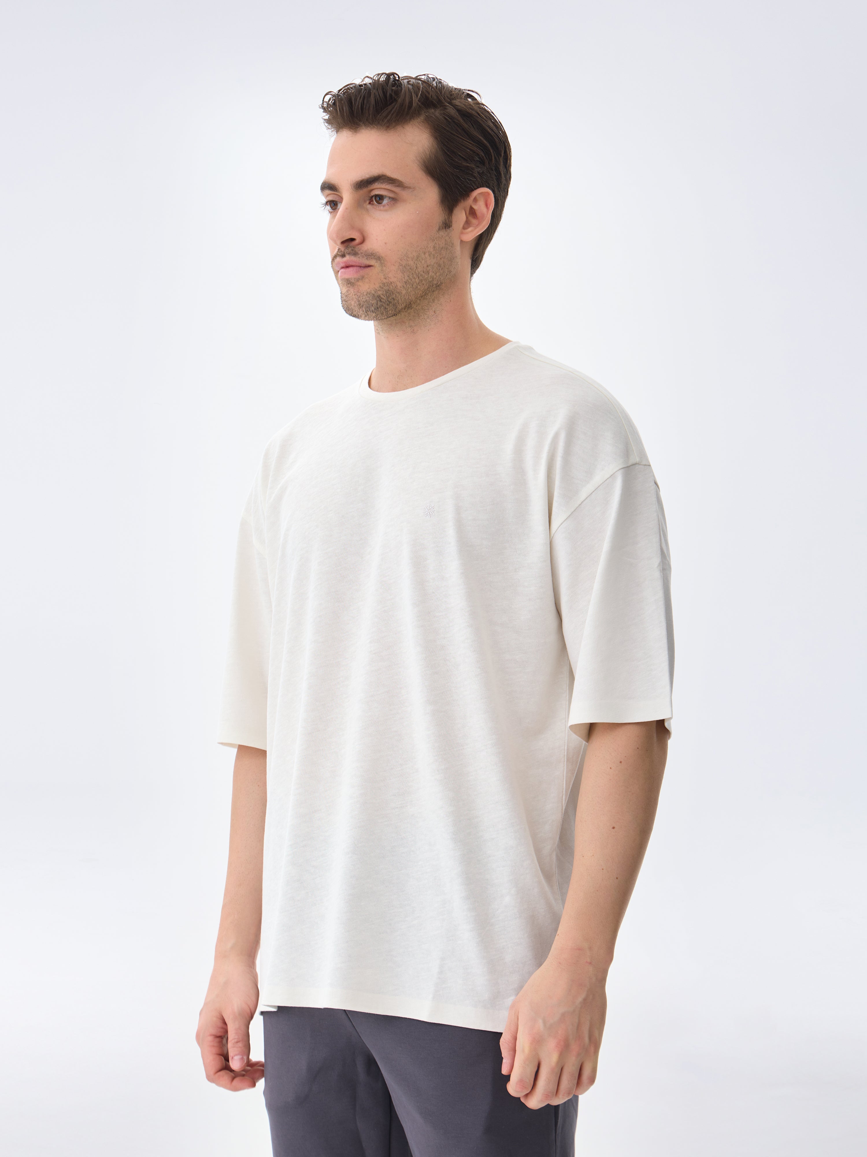 #color_subtle white