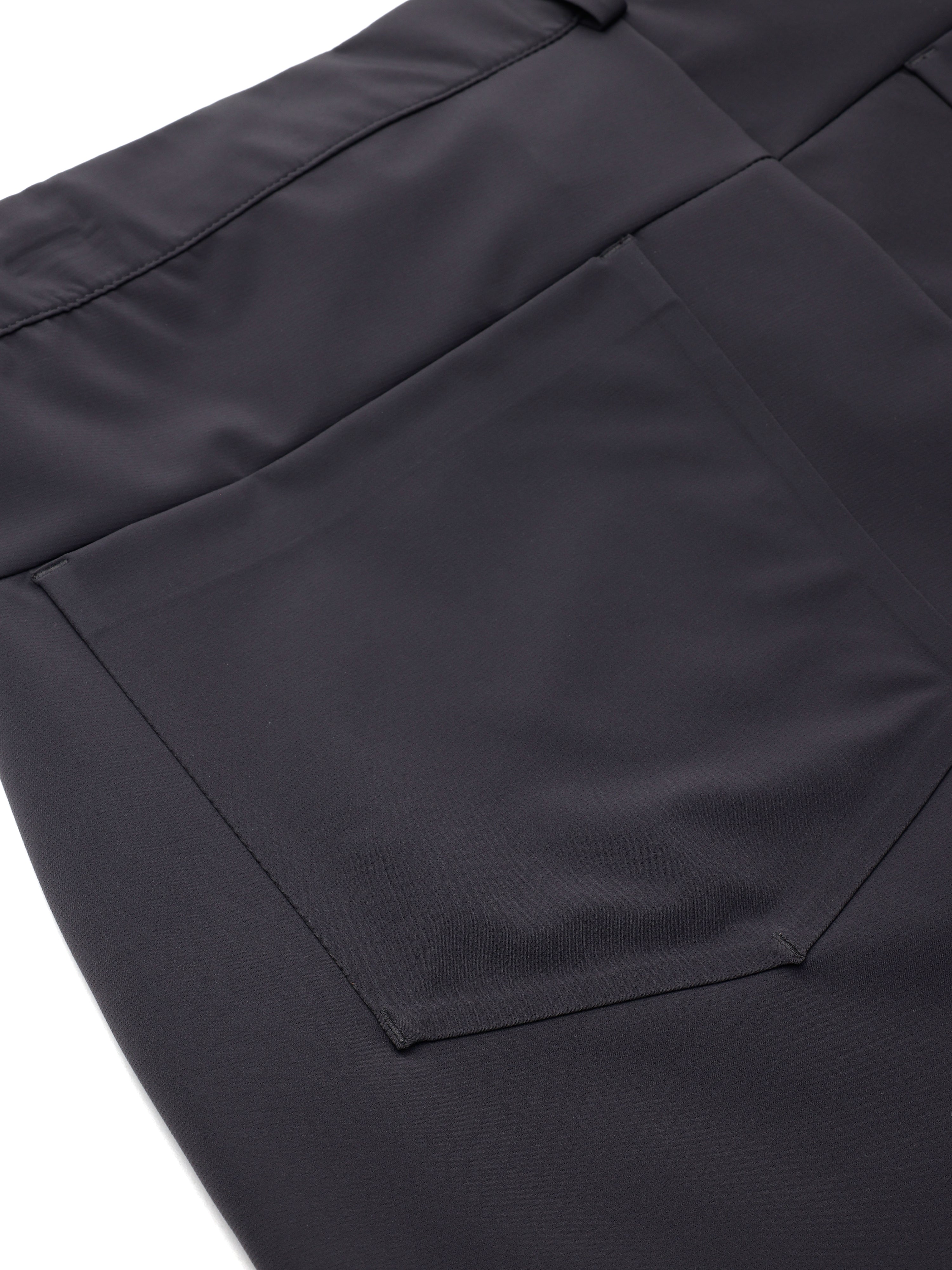 #color_dark grey
