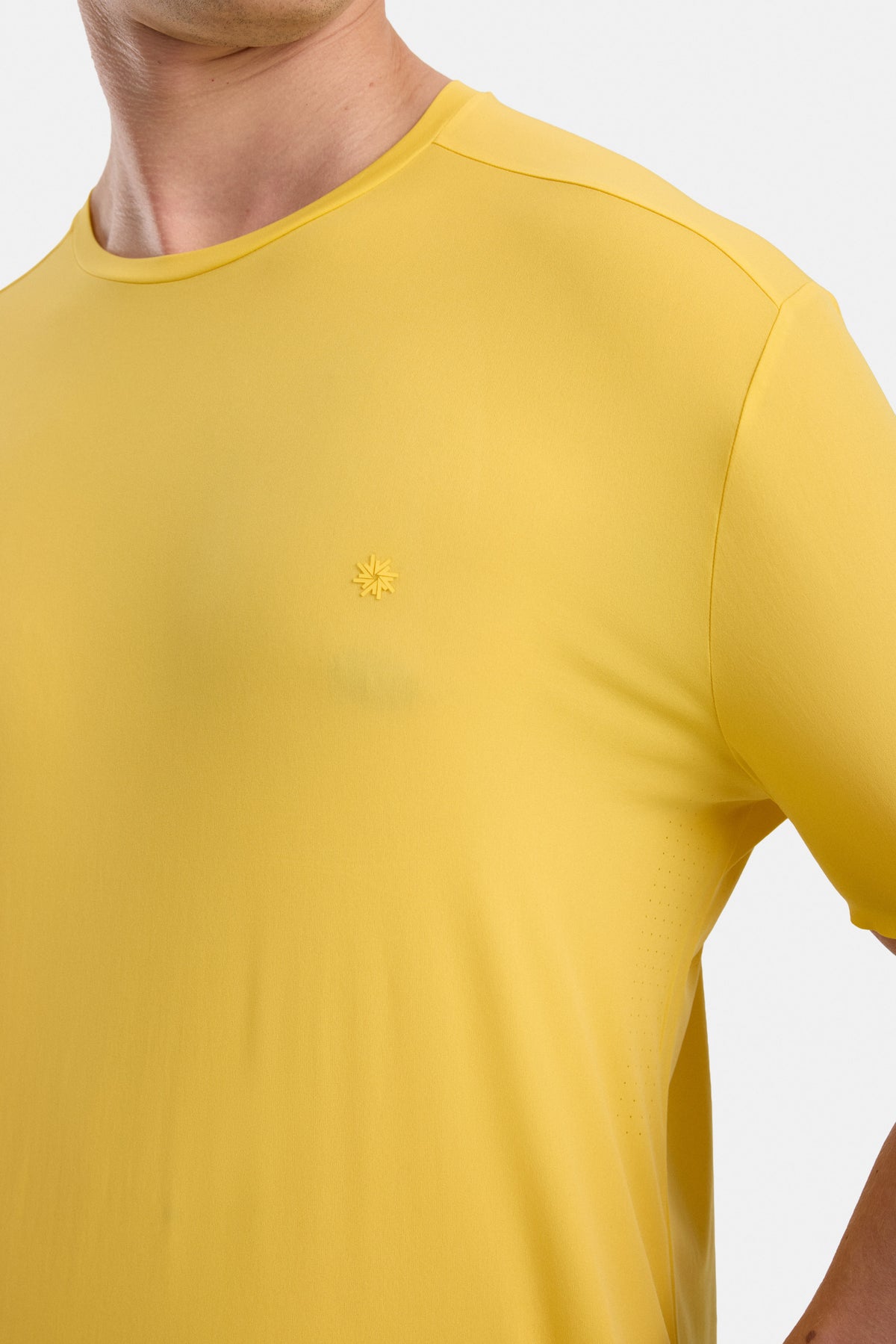 EXTRA LIGHT TECH T-SHIRT